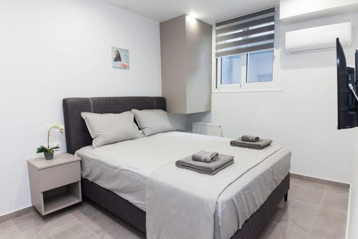 Brand New Urban Getaway Next To Megaro Mousikis Atenas Exterior foto